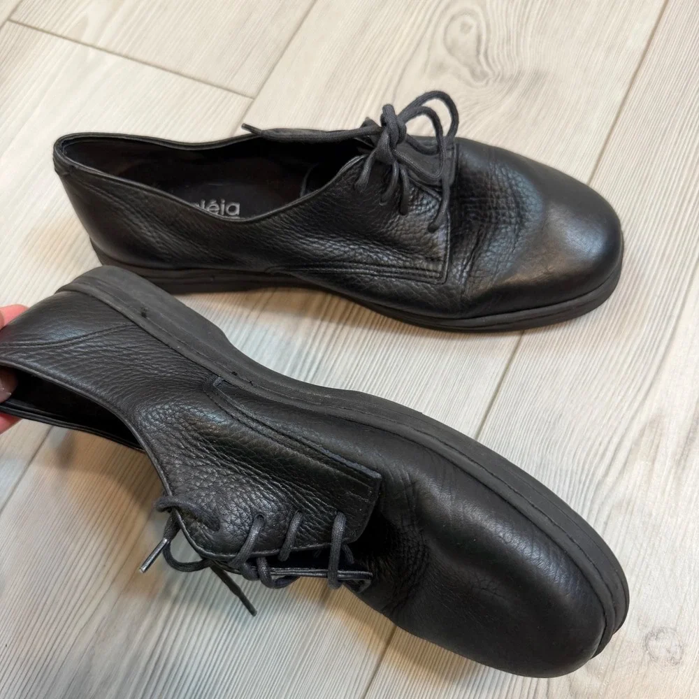 Azaleia Black Leather Lace Up Oxfords Shoes Womens 8 Brazil Comfort Flats